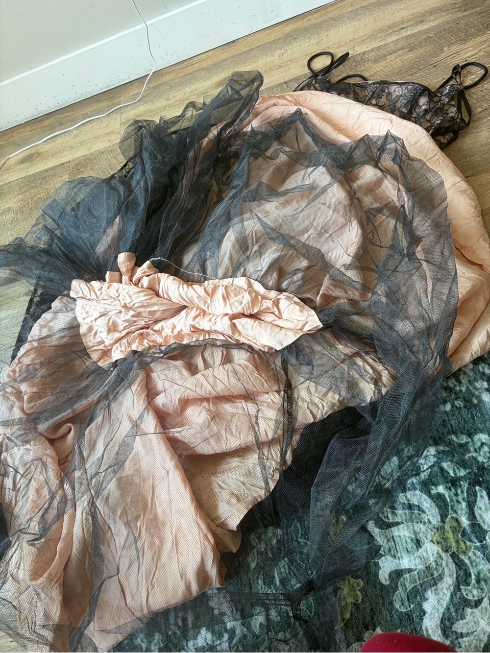 Vintage City Triangles Black Lace Overlay Nude Lace Up Gown Romantic 90s Prom - Picture 6 of 13